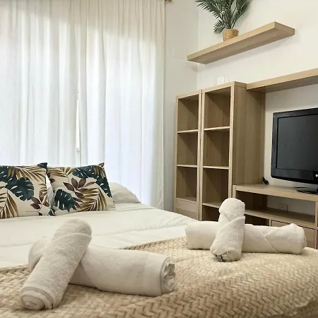 Lejlighed Flores - Familias - Parejas - Parking - Piscina