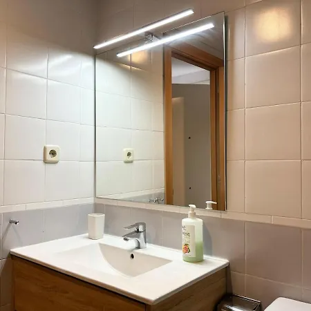 Apartamento Flores - Familias - Parejas - Parking - Piscina *